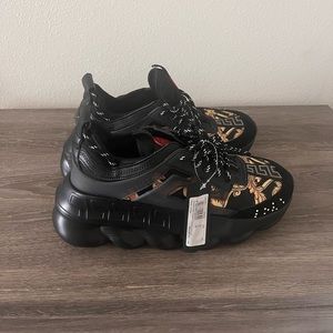 Versace Chain Reactions